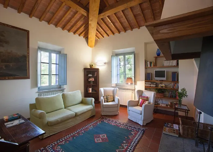 Tuscan Holiday Home With Pool